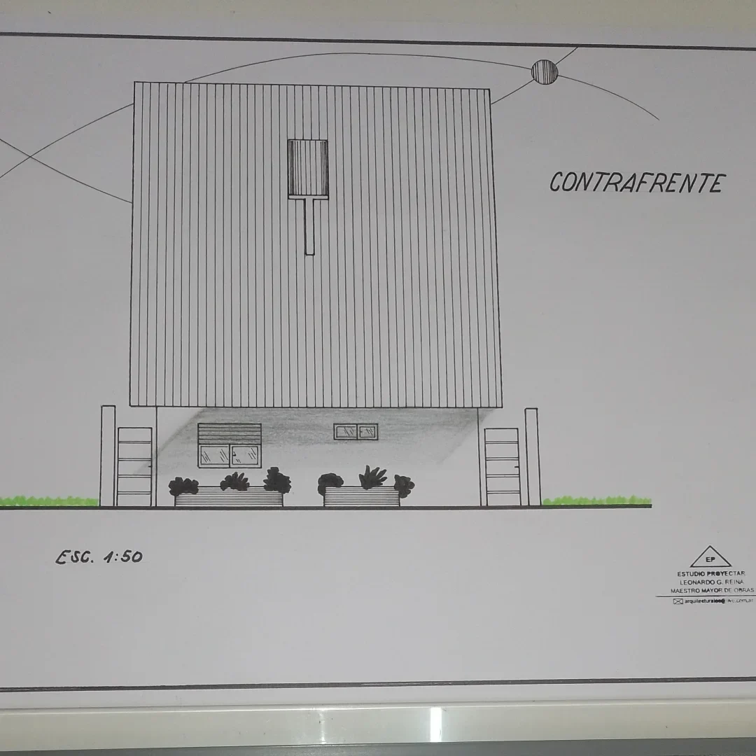 Lámina del contrafrente de la vivienda a dos aguas